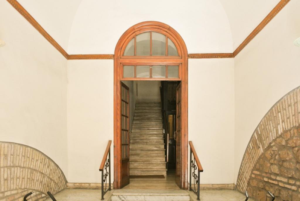 Parisa Suite Rome Room photo